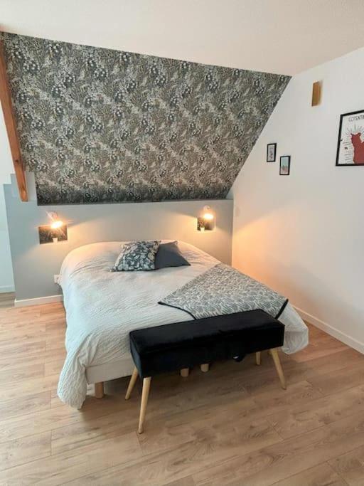 Duplex Parapluies De Cherbourg Netflix Parking Dış mekan fotoğraf
