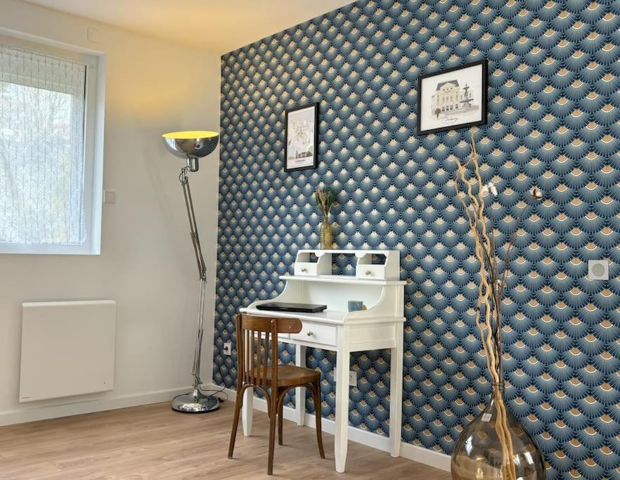 Duplex Parapluies De Cherbourg Netflix Parking Dış mekan fotoğraf
